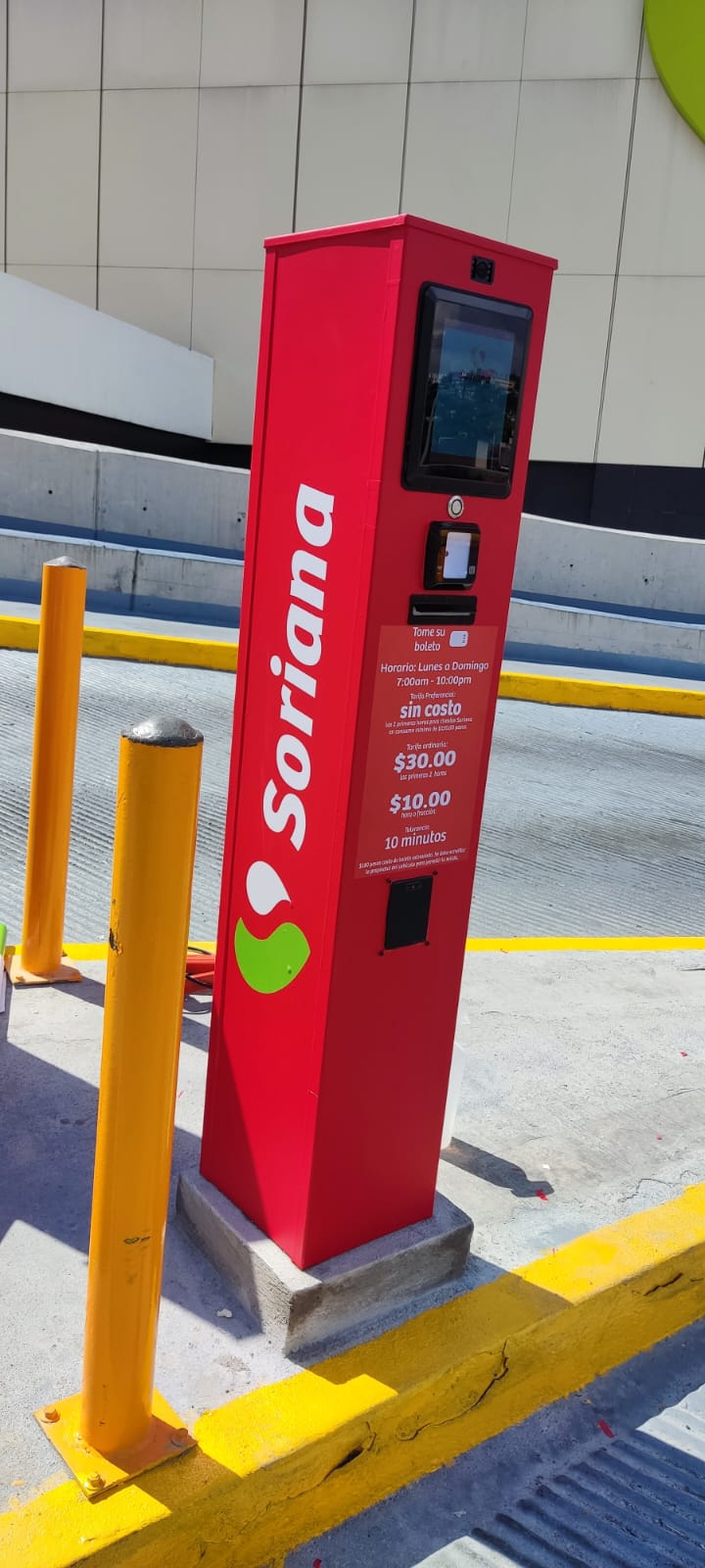 Terminal de acceso WOW Machines en Soriana Valle Oriente